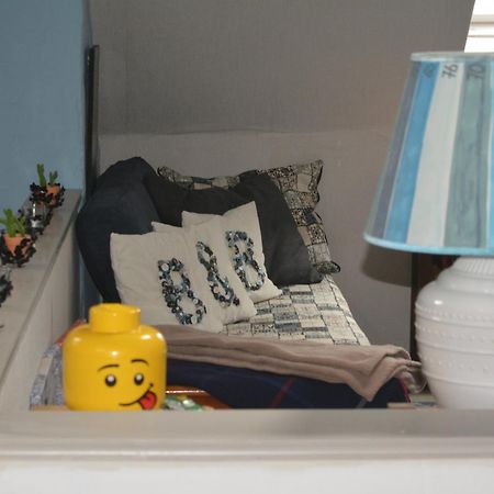 スタッズカナール Tintaglia, Betaalbaar En Gastvrij Bed & Breakfast エクステリア 写真