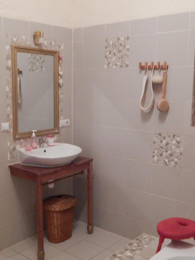 スタッズカナール Tintaglia, Betaalbaar En Gastvrij Bed & Breakfast エクステリア 写真