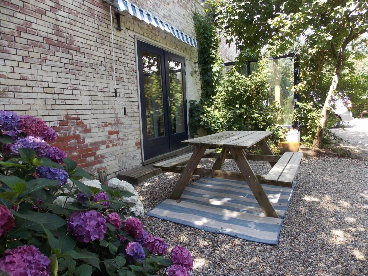 スタッズカナール Tintaglia, Betaalbaar En Gastvrij Bed & Breakfast エクステリア 写真