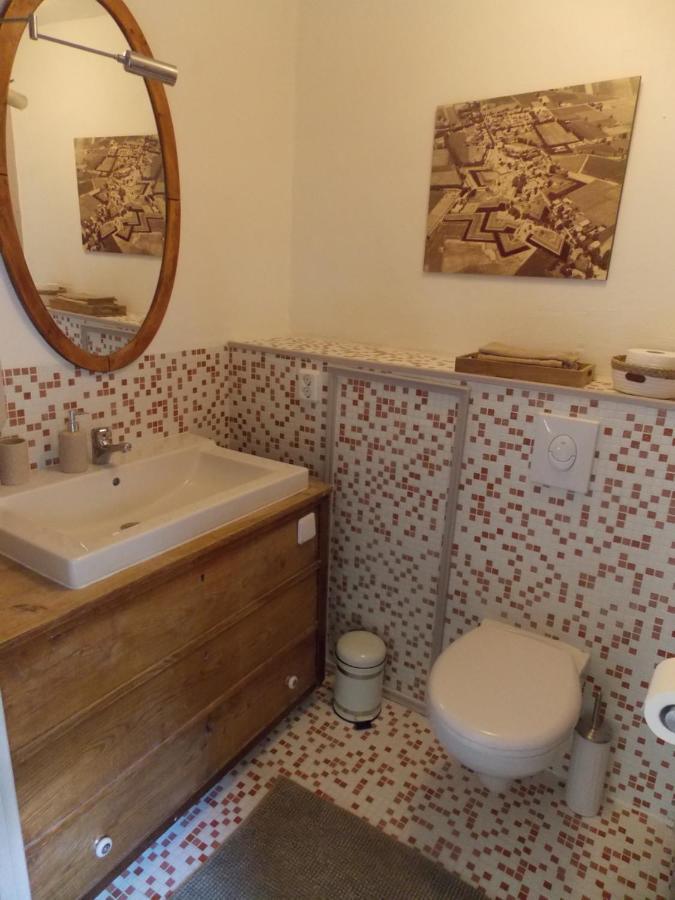 スタッズカナール Tintaglia, Betaalbaar En Gastvrij Bed & Breakfast エクステリア 写真