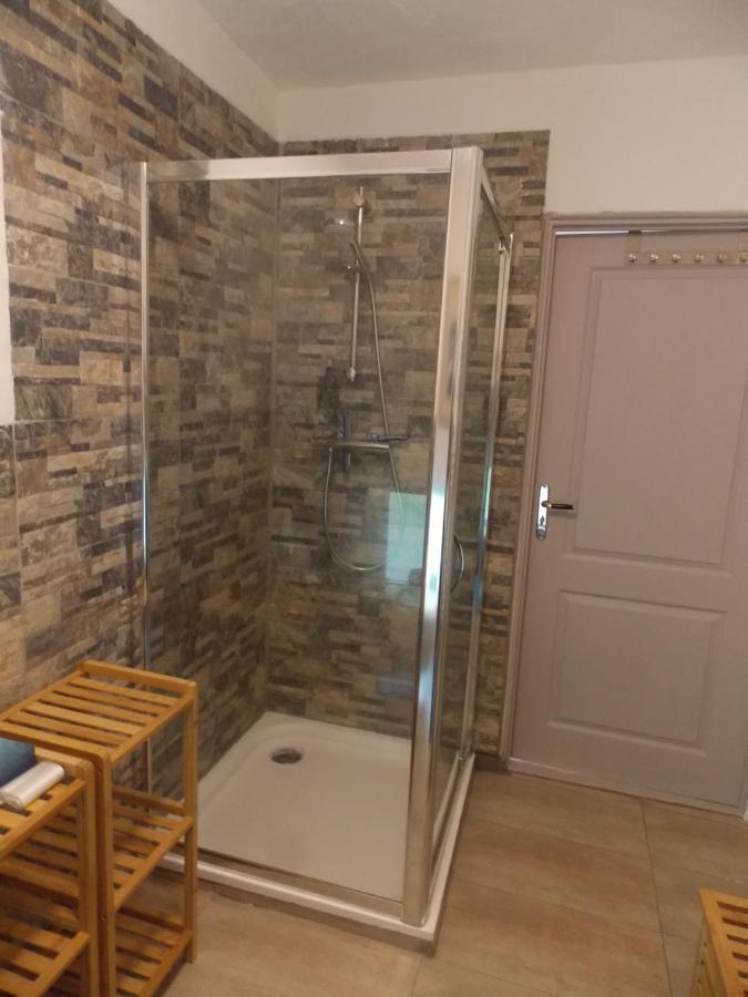スタッズカナール Tintaglia, Betaalbaar En Gastvrij Bed & Breakfast エクステリア 写真