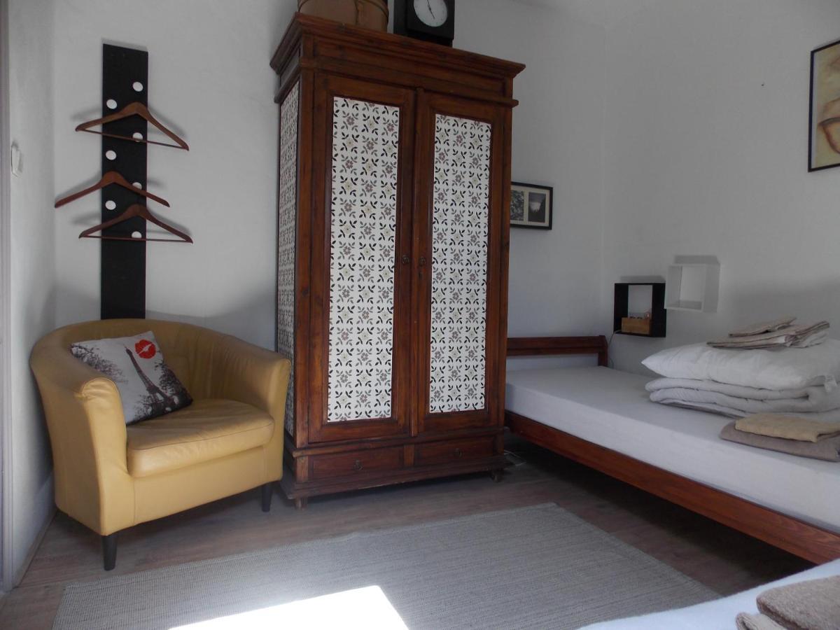 スタッズカナール Tintaglia, Betaalbaar En Gastvrij Bed & Breakfast エクステリア 写真
