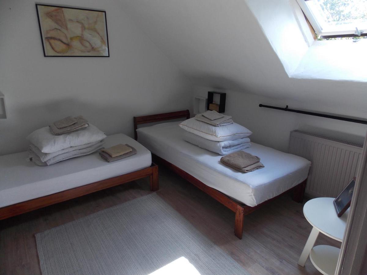 スタッズカナール Tintaglia, Betaalbaar En Gastvrij Bed & Breakfast エクステリア 写真